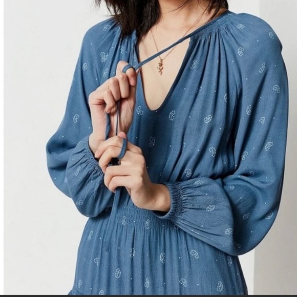 Urban Outfitters Tiered Blue Boho Peasant Long Sleeve Midi Dress Size XS - Picture 8 of 9